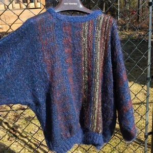 ❤️Host Pick😍Sparkling 1980's bat wing sweater